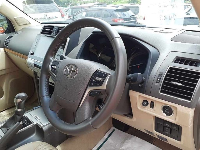 Toyota LAND CRUISER PRADO 2022 7928823-9