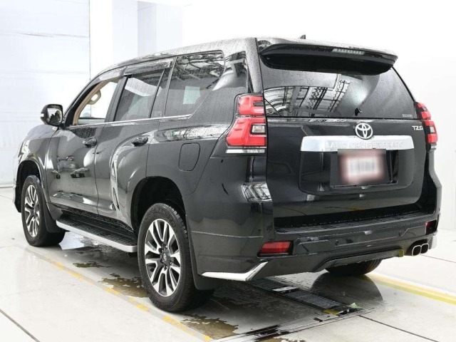 Toyota LAND CRUISER PRADO 2023 7928828-6