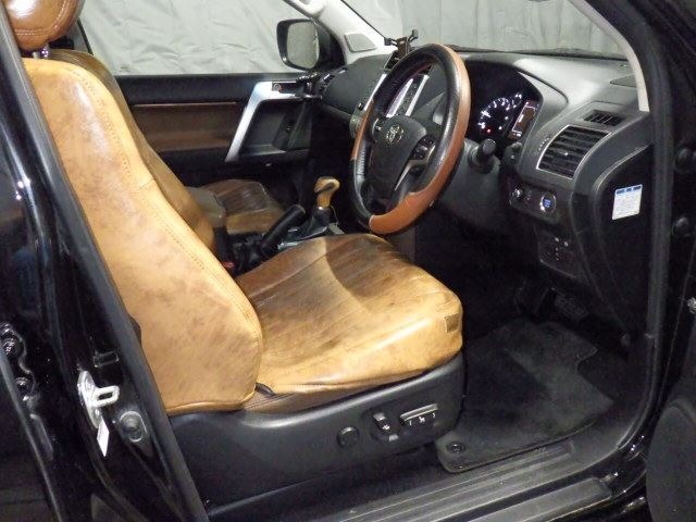 Toyota LAND CRUISER PRADO 2022 7928836-3