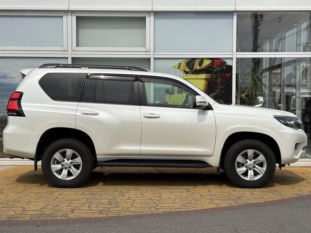 Toyota LAND CRUISER PRADO 2022 7928943-17