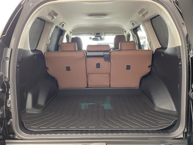 Toyota LAND CRUISER PRADO 2017 7929308-12