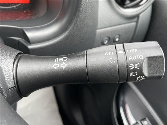 Nissan MARCH 2018 7936198-3