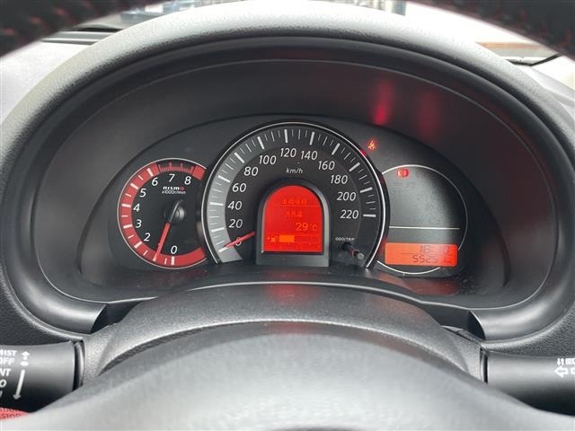 Nissan MARCH 2018 7936198-9