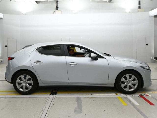 Mazda MAZDA3 2022 7945266-3