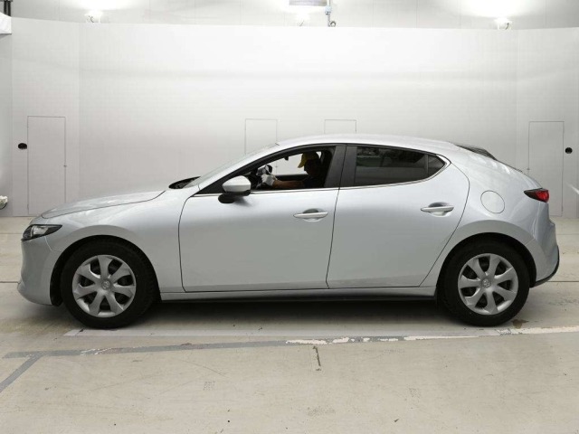 Mazda MAZDA3 2022 7945266-4