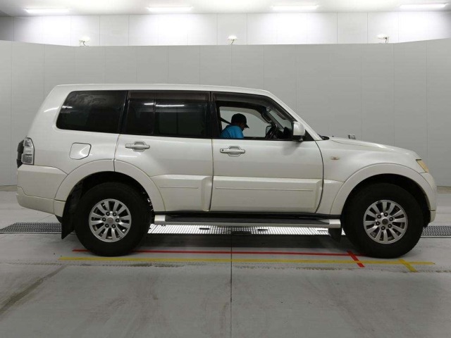 Mitsubishi PAJERO 2010 7933290-3