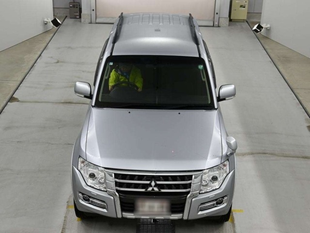 Mitsubishi PAJERO 2017 7933301-7