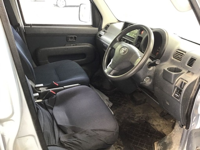 Toyota PIXIS VAN 2017 7932865-5