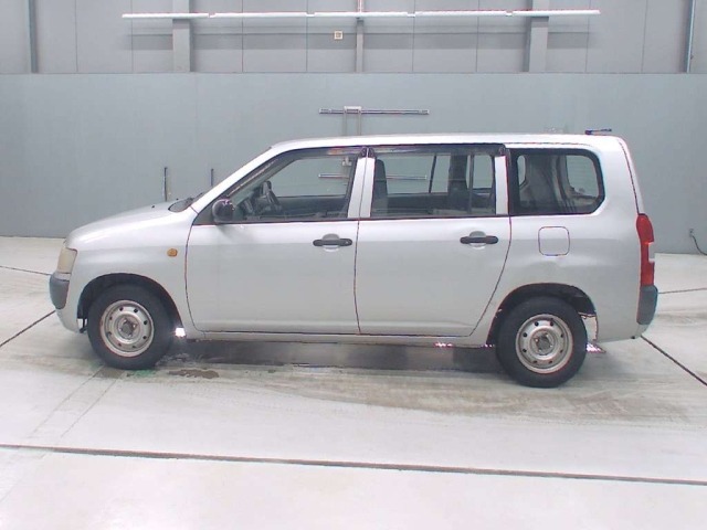 Toyota PROBOX VAN 2004 7941984-4