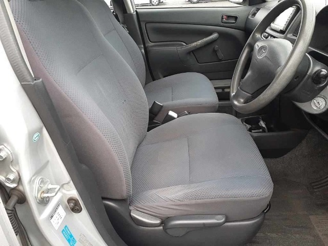 Toyota PROBOX VAN 2004 7941984-8