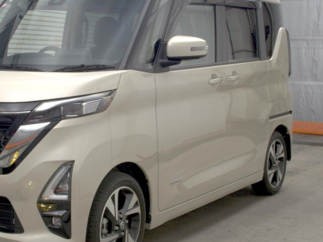 Nissan ROOX 2023 7943719-4