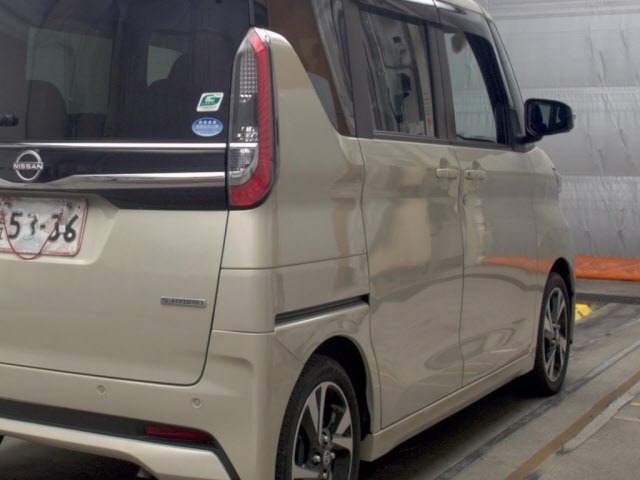 Nissan ROOX 2023 7943719-5