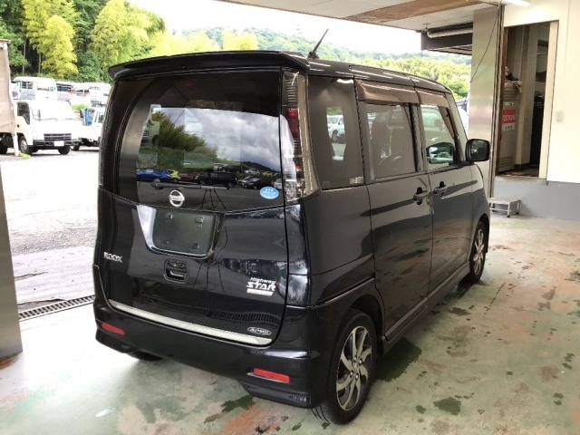 Nissan ROOX 2010 7943728-4