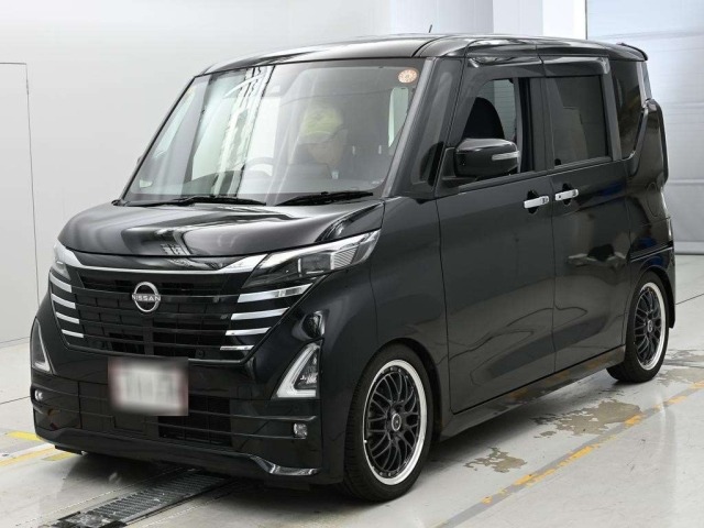 Nissan ROOX 2023 7943731-0
