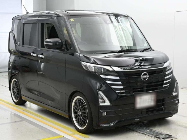 Nissan ROOX 2023 7943731-5
