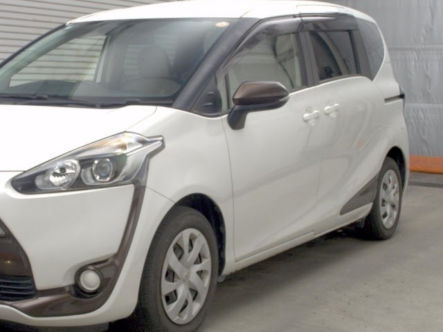 Toyota SIENTA 2016 7945105-4