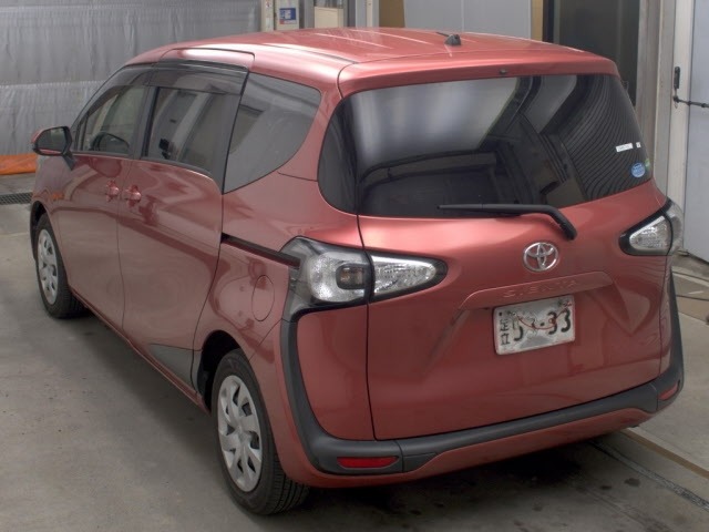 Toyota SIENTA 2017 7945107-1