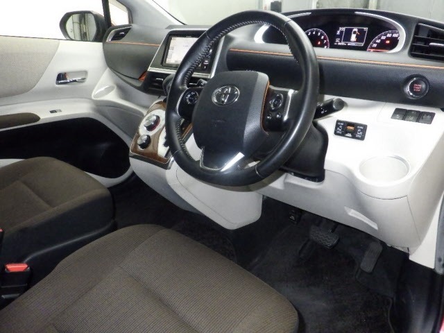 Toyota SIENTA 2017 7945107-3