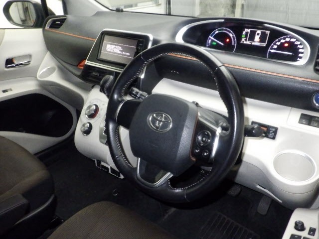 Toyota SIENTA 2015 7945108-3