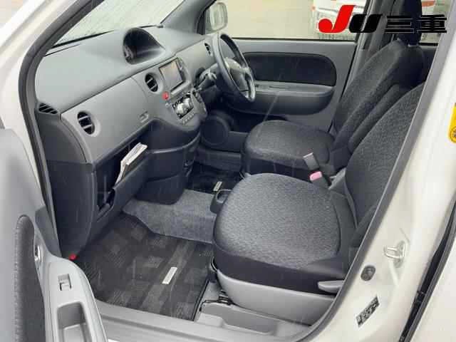 Toyota SIENTA 2013 7945111-3