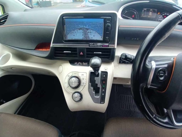 Toyota SIENTA 2016 7945112-11