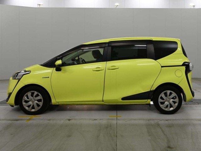 Toyota SIENTA 2016 7945112-4