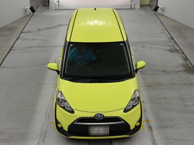 Toyota SIENTA 2016 7945112-7