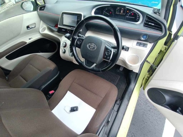 Toyota SIENTA 2016 7945112-9