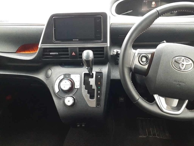 Toyota SIENTA 2020 7945114-9