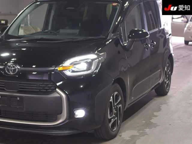 Toyota SIENTA 2024 7945118-7