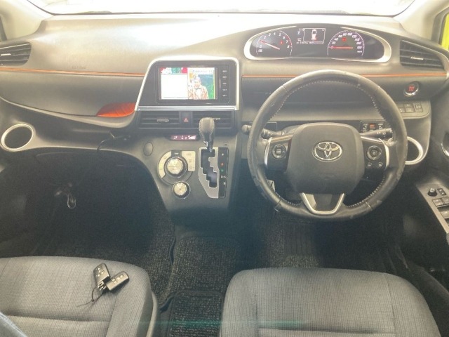 Toyota SIENTA 2016 7945120-3
