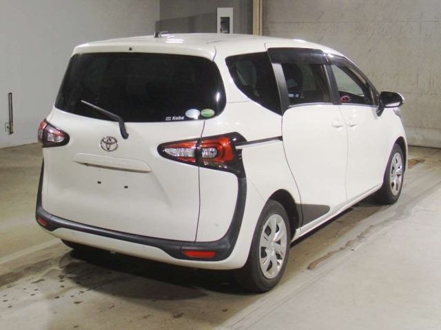 Toyota SIENTA 2020 7945122-1