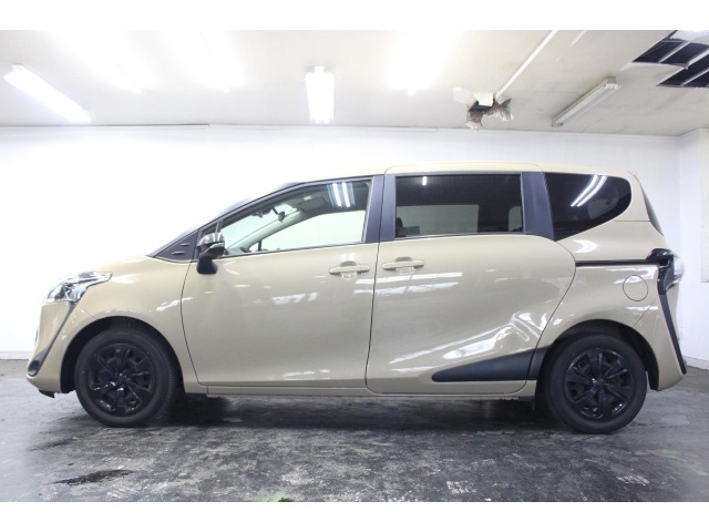 Toyota SIENTA 2022 7945130-6