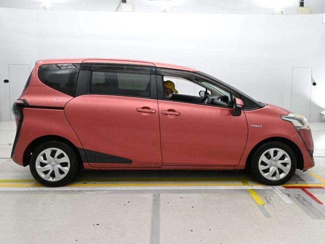 Toyota SIENTA 2016 7945132-3