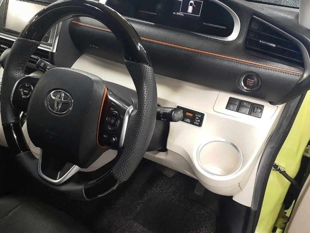 Toyota SIENTA 2016 7945133-9