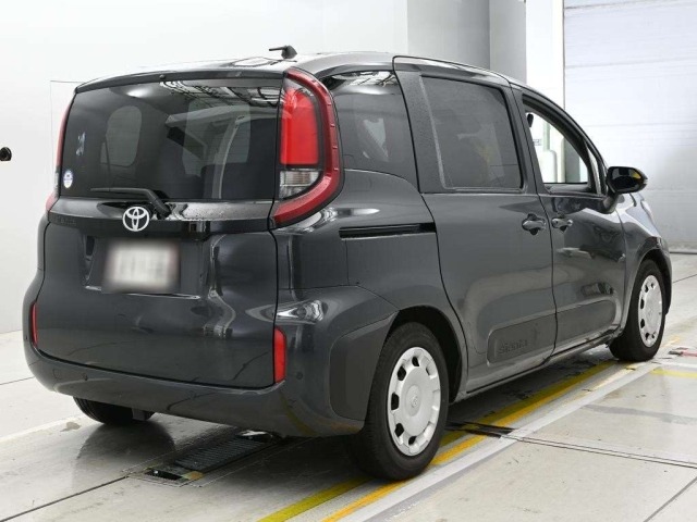 Toyota SIENTA 2023 7945137-1