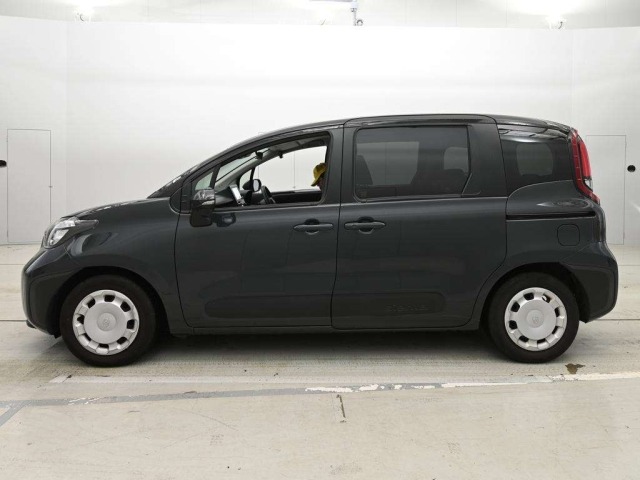 Toyota SIENTA 2023 7945137-4