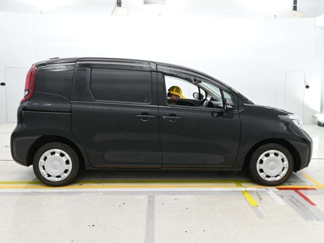 Toyota SIENTA 2022 7945140-3