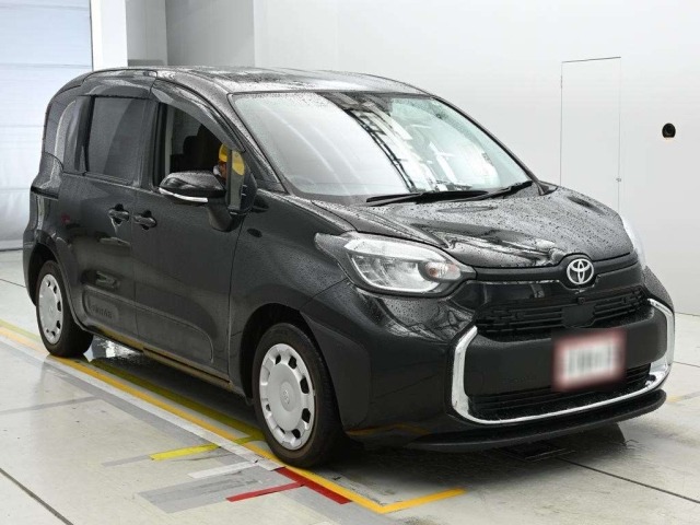 Toyota SIENTA 2022 7945140-5