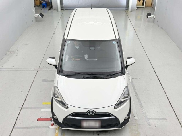 Toyota SIENTA 2016 7945141-7