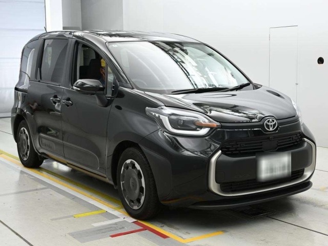 Toyota SIENTA 2025 7945143-5