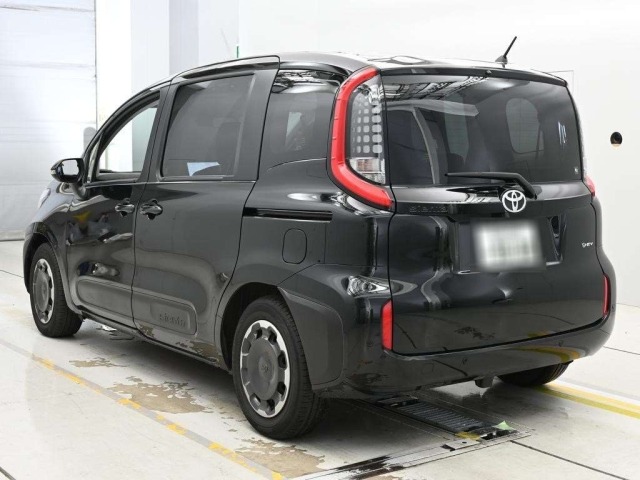 Toyota SIENTA 2025 7945143-6