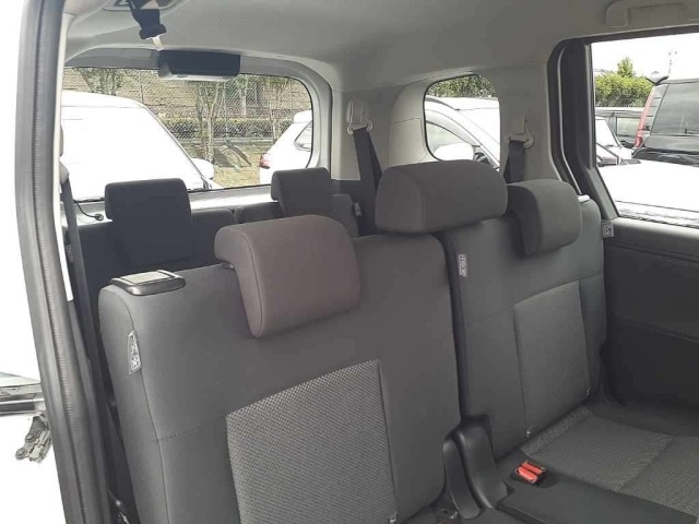 Toyota SIENTA 2024 7945144-11