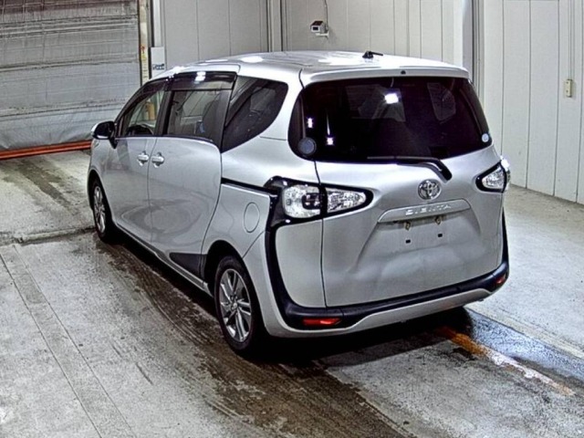 Toyota SIENTA 2015 7945145-1