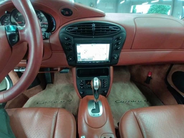 Porsche 911 2001 7965250-11