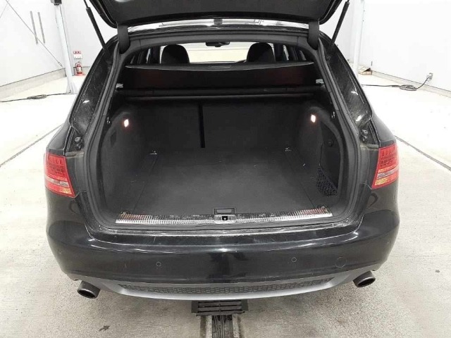 Audi A4 2011 7949935-11