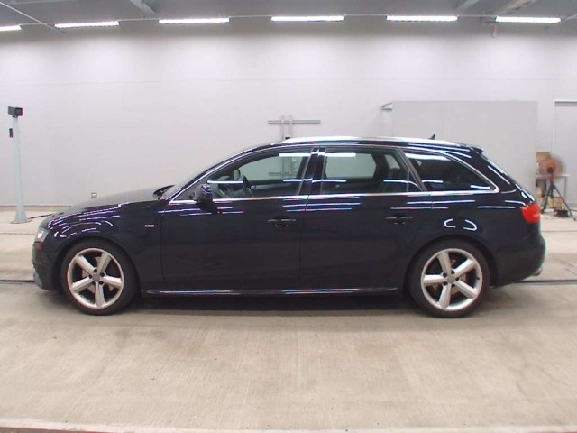 Audi A4 2011 7949935-4