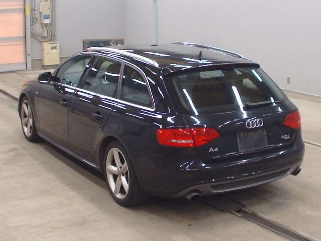 Audi A4 2011 7949935-6