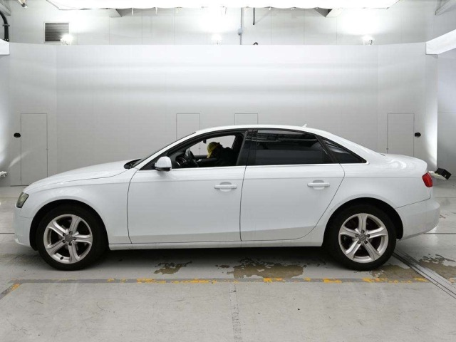 Audi A4 2013 7949936-4