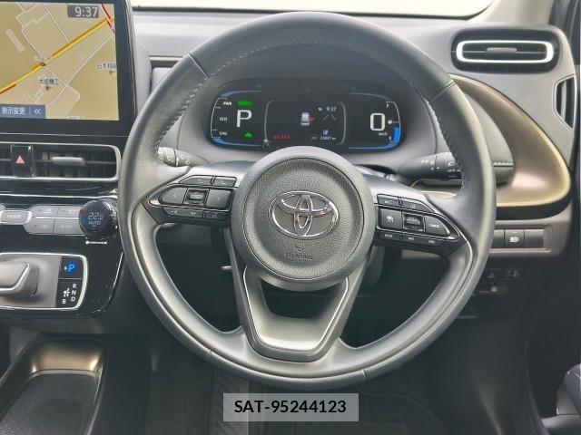 Toyota AQUA 2021 7956477-1